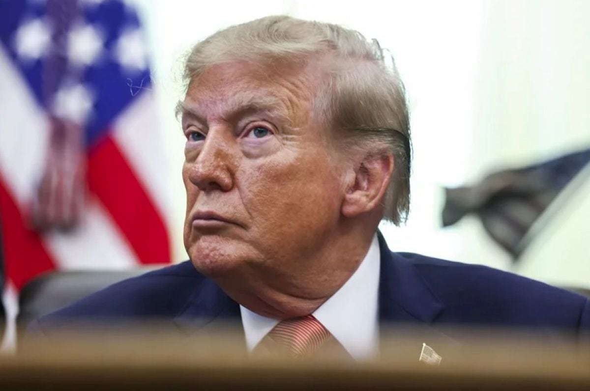 El presidente de Estados Unidos, Donald Trump, reiteró su llamado a Volodímir Zelenski para que alcance un acuerdo de paz con Vladímir Putin. Foto: EFE.