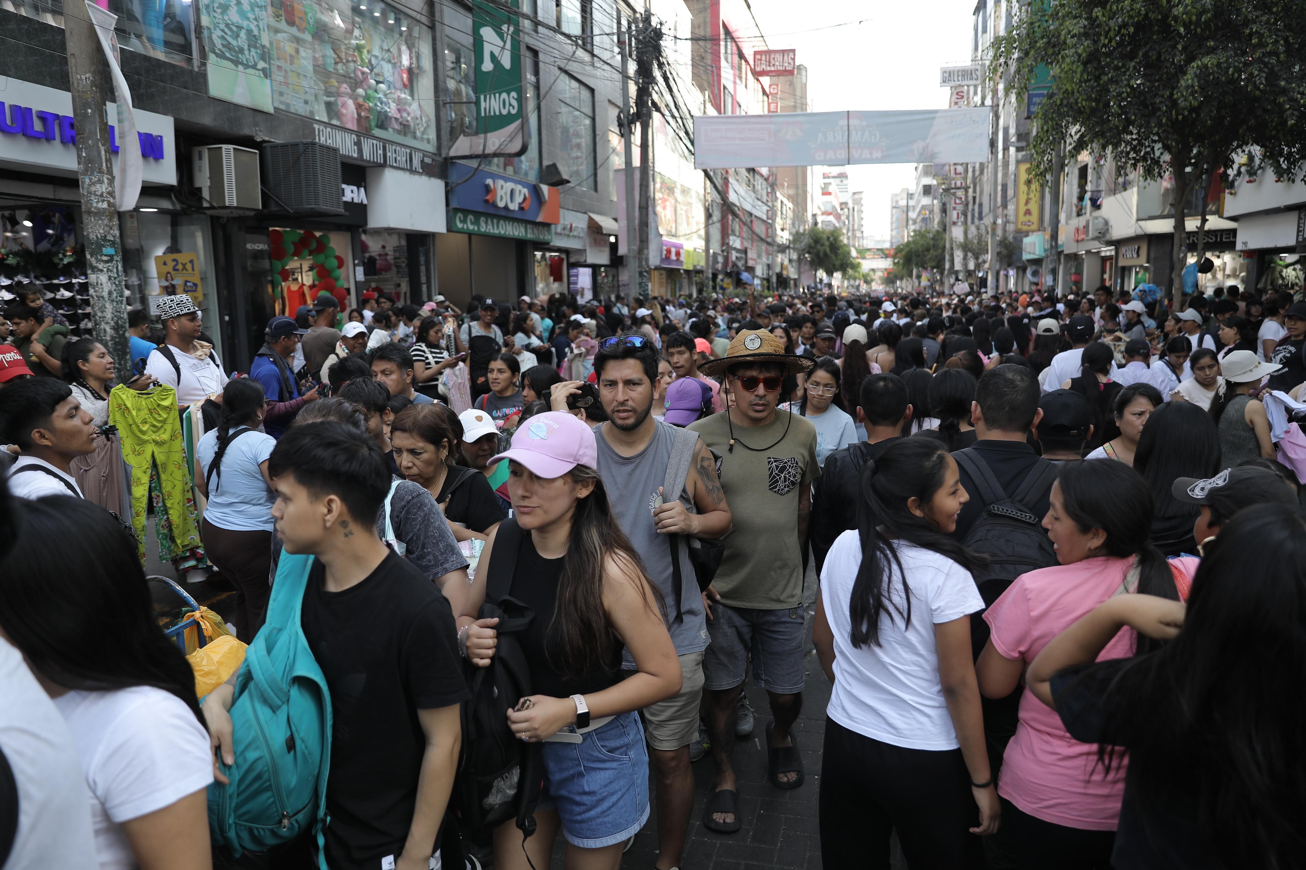 Evolución. A septiembre último, considerando las amortizaciones por el programa Reactiva Perú, el saldo de créditos a la mediana empresa decreció 3%, según datos del BCR.