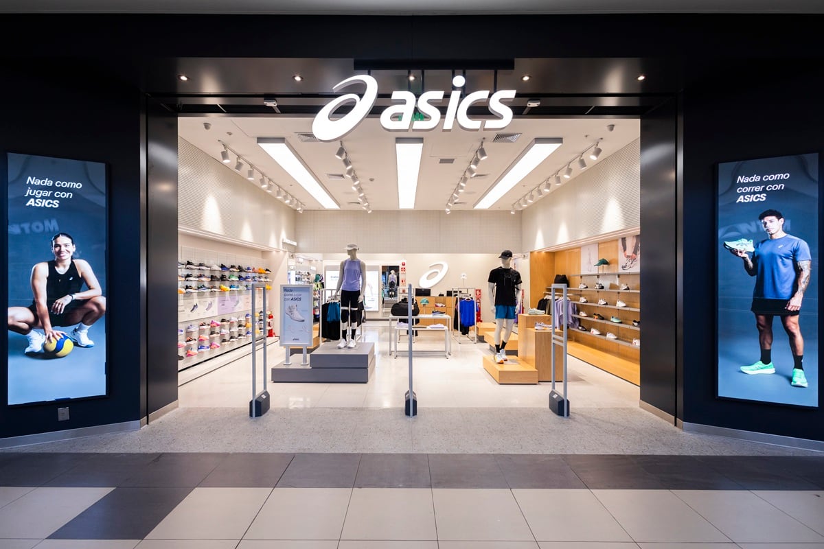 La compañía proyecta crecer a doble dígito en el mercado peruano durante el 2026. (Foto: Asics Perú)
