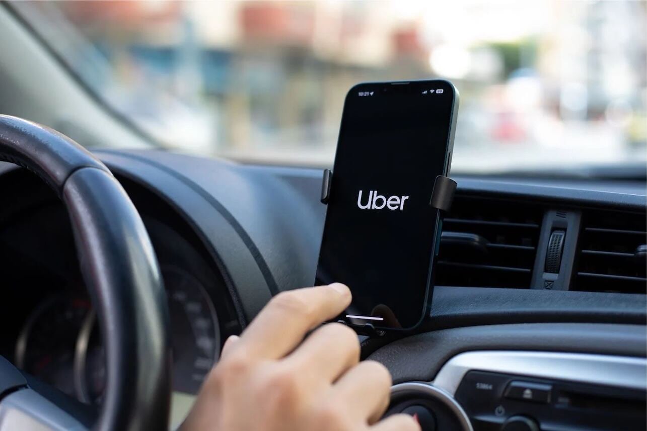 Actualmente, Uber ofrece 12 opciones de movilidad en el país, desde la categoría premium Uber Black hasta UberX como alternativa estándar, además de opciones más económicas como Uber Go y la propia Uber Tuk.