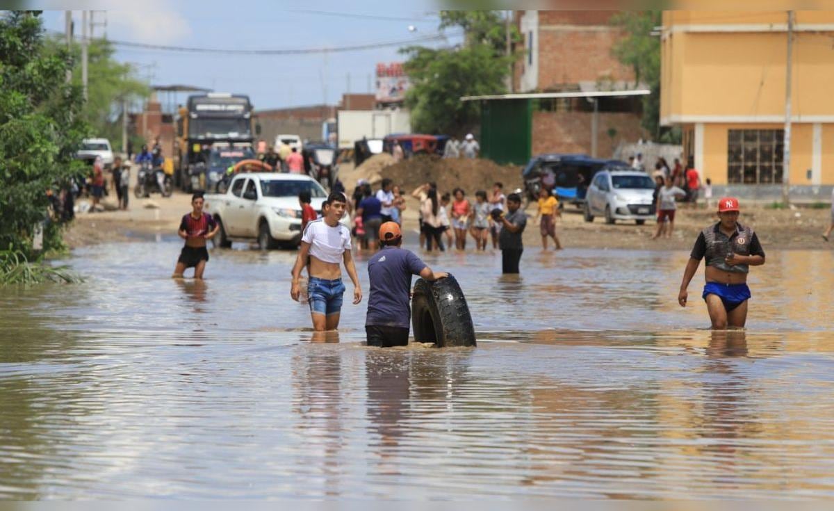 Las lluvias intensas elevan el riesgo de inundaciones, huaicos y desbordes de ríos. Foto: Internet.