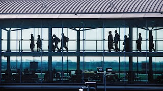 Aeropuerto de Londres flexibiliza restricciones para equipaje de mano: lo que puede llevar