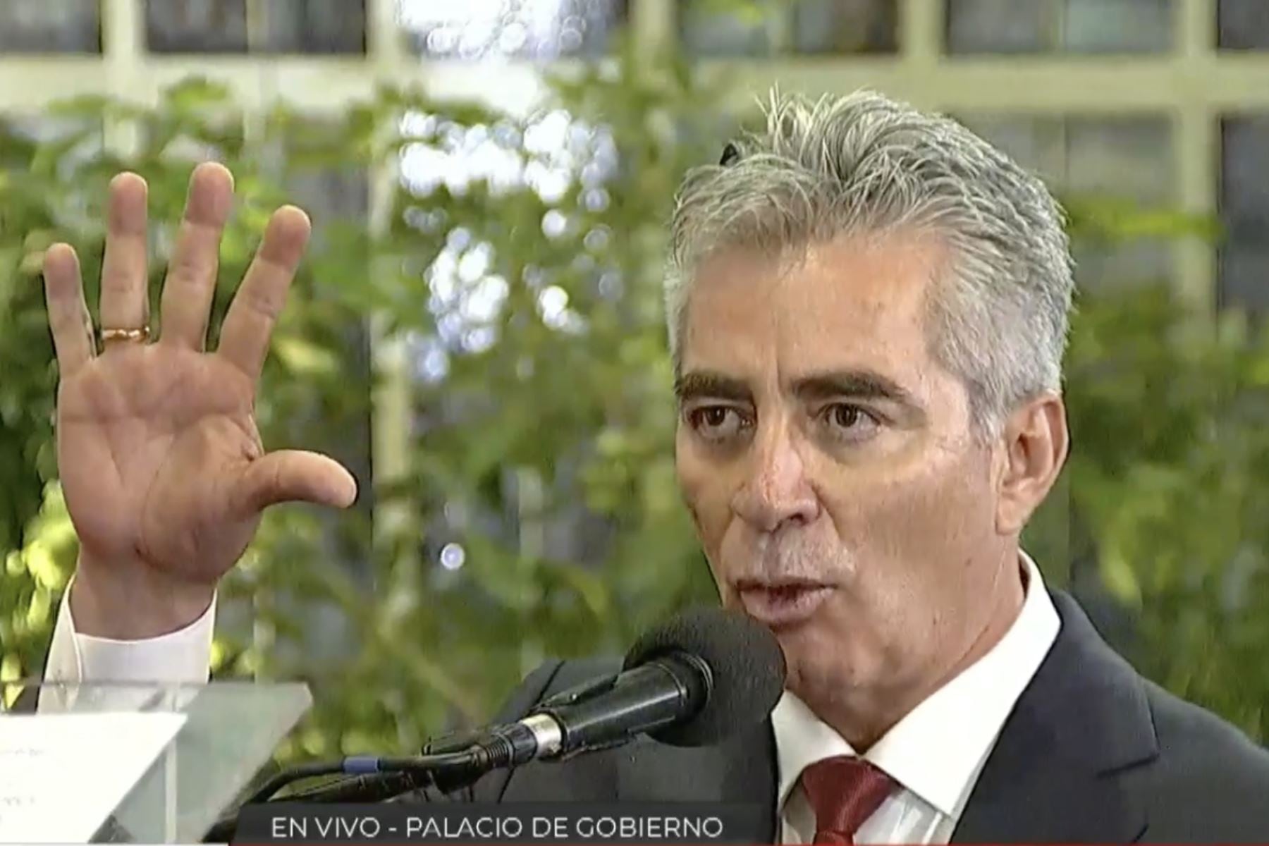El ministro de Vivienda pidió a los diputados acelerar su aprobación para destrabar proyectos y enfrentar la inseguridad ciudadana. Foto: Andina