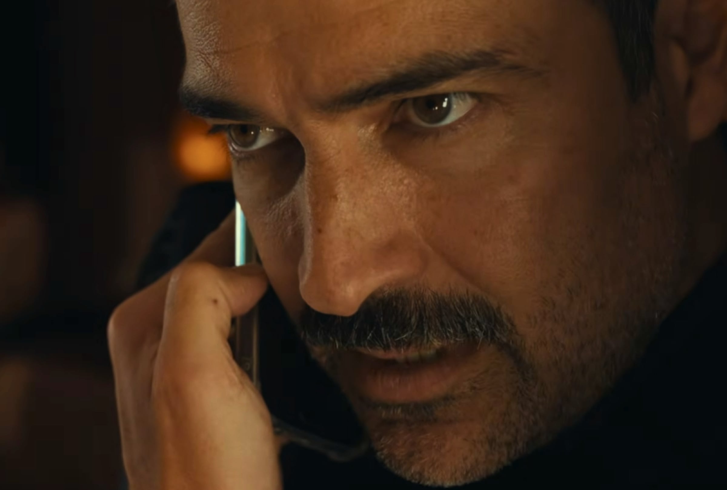 Alfonso "Poncho" Herrera interpreta al agente federal Arturo Carmona en la película mexicana de suspenso "La captura" (Foto: Draco Films / Netflix)