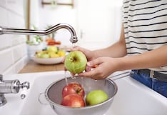 El peligro oculto en lavar frutas y verduras con detergente para platos: por qué no debes hacerlo