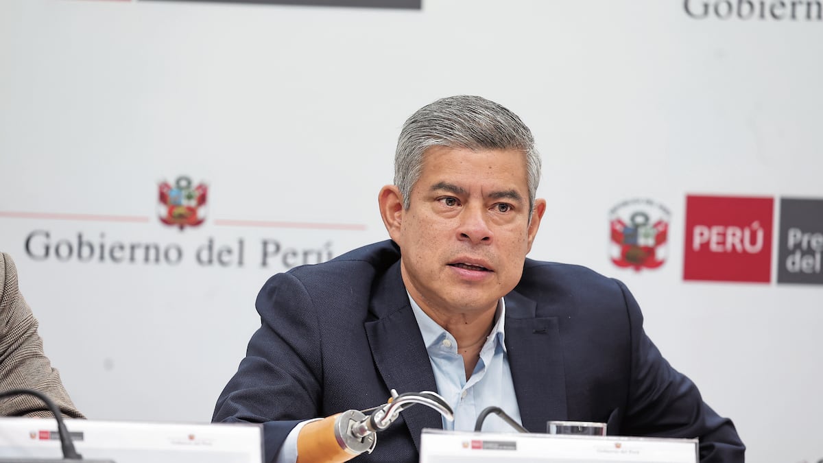 Premier Galarreta plantea “poner orden” en colegios y evaluar expulsión de escolares