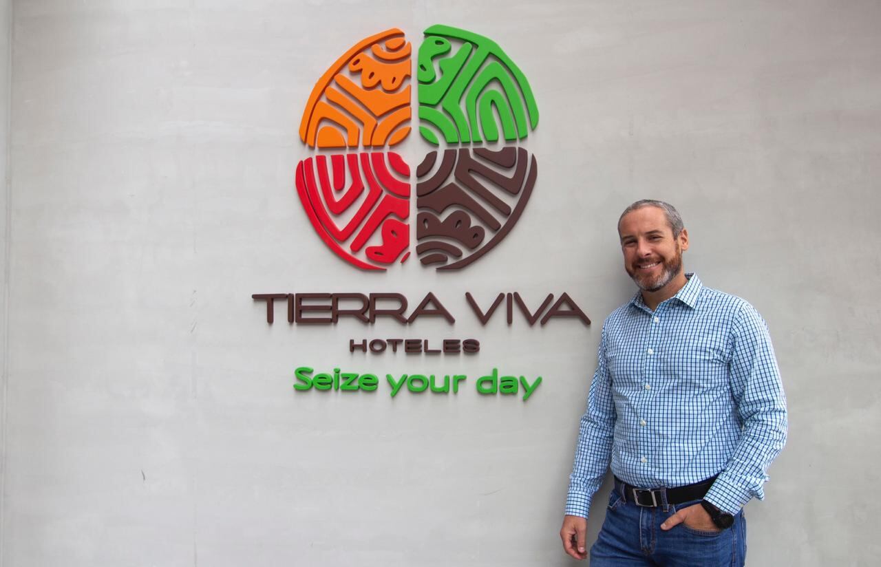 Rodrigo Lazarte Molina, CEO Tierra Viva Hoteles, explicó que a la fecha cuenta con un portafolio de 12 hoteles desplegados en seis regiones del país. Foto: Difusión