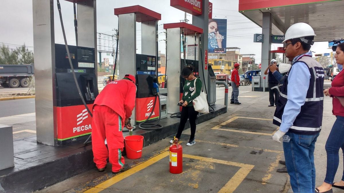 24 de febrero del 2011. Hace 15 años. Gobierno decide embalsar precios de los combustibles.