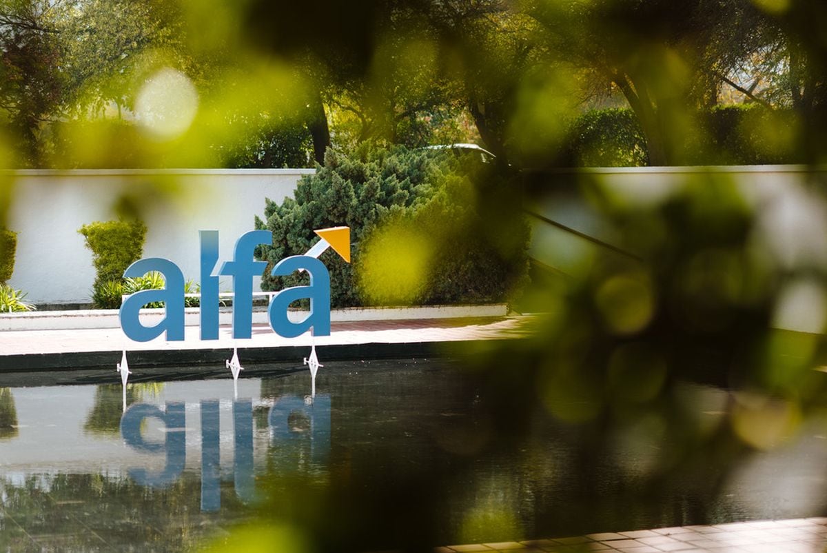 Respecto a la pausa de la construcción de su planta integrada de PTA-PET en Texas, debido a una mayor inflación y presiones de costos, Fernández señaló que “están evaluando opciones para determinar el mejor camino hacia delante para este proyecto”. (Foto: alfa- web)