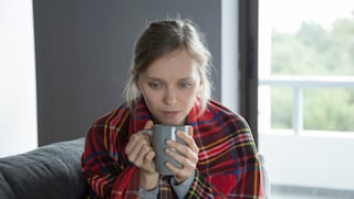 ¿Sientes más frío en tu hogar que en el exterior? Conoce la razón de este extraño fenómeno y cómo evitarlo