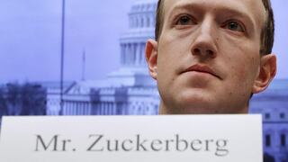 Mark Zuckerberg defiende el modelo económico de Facebook