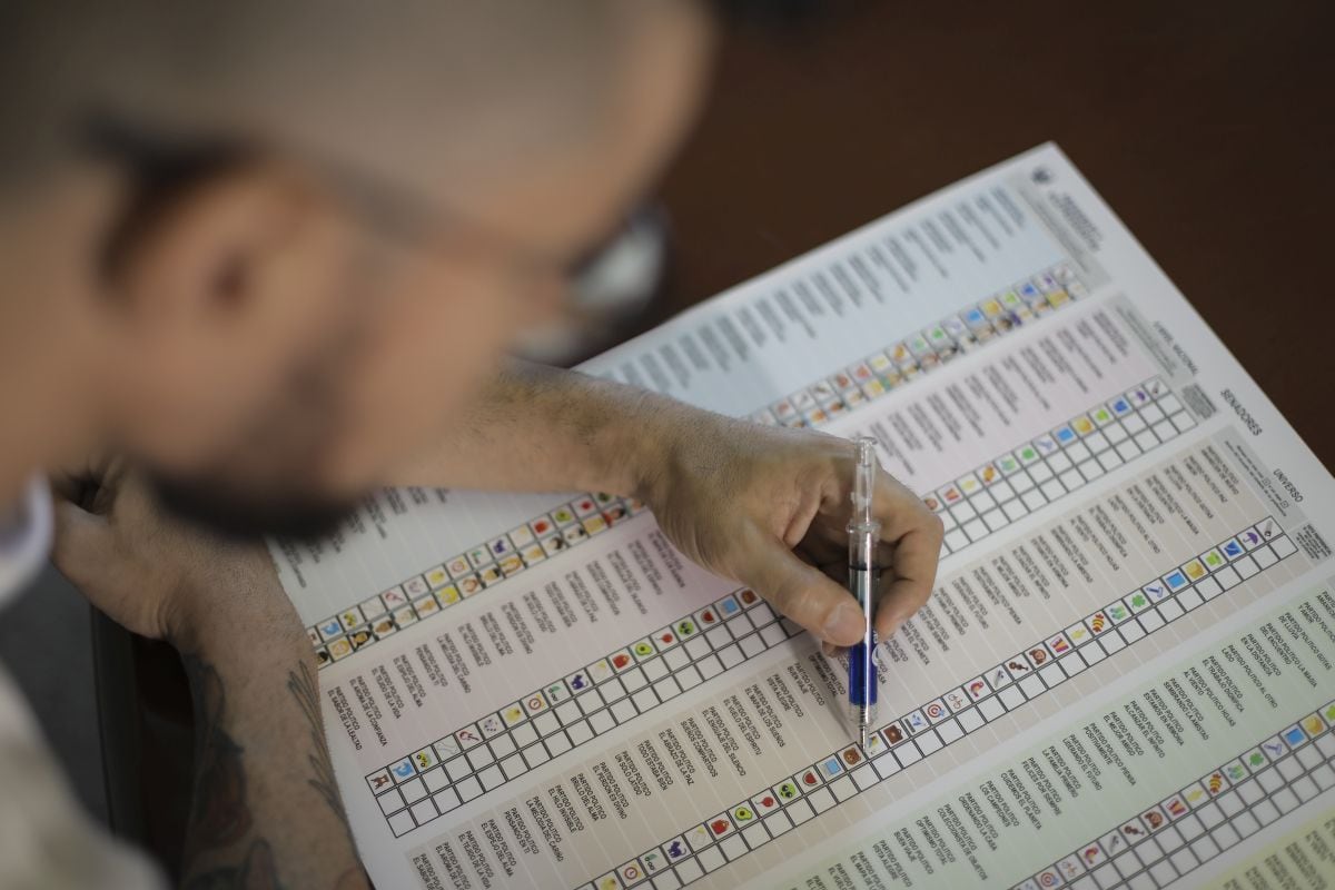 Andrés Malamud advierte que el colapso de los partidos y el auge del voto emocional elevan la incertidumbre sobre la gobernabilidad. Foto: Joel Alonzo/GEC