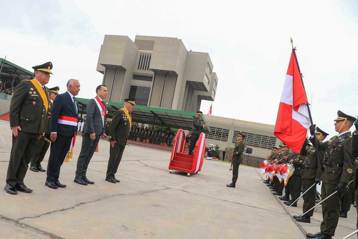 Presidente José Jerí presente en ceremonia por el 201° Aniversario de la Batalla de Ayacucho y Día del Ejército del Perú. Foto: Presidencia.