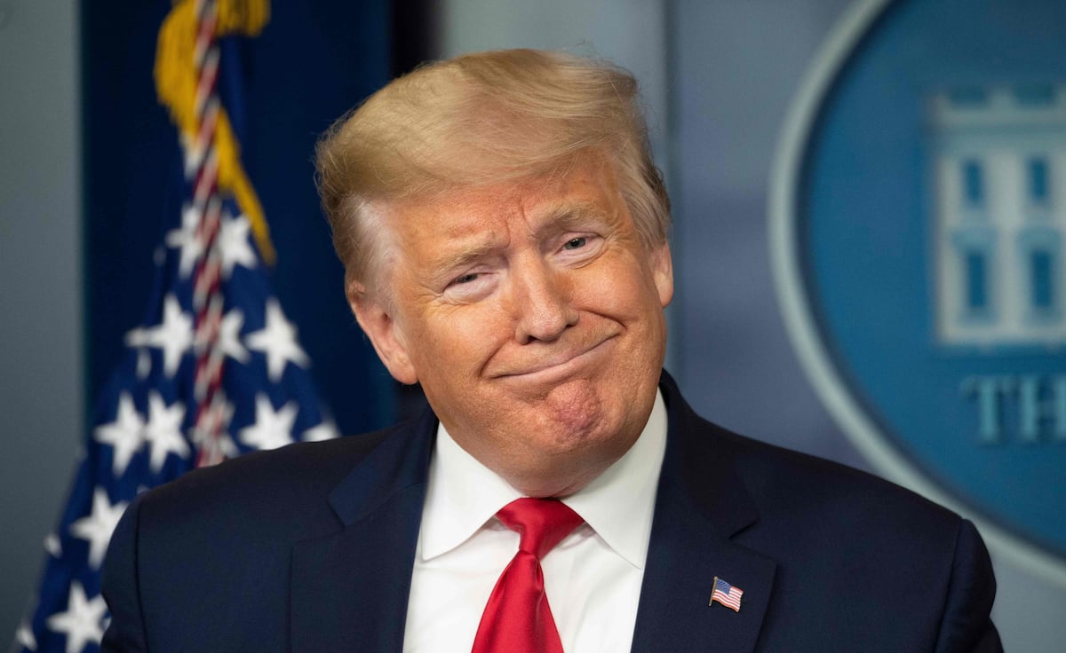 Esta petición del mandatario Trump tiene como objetivo reducir la inmigración ilegal en el país. (Crédito: AFP / JIM WATSON).