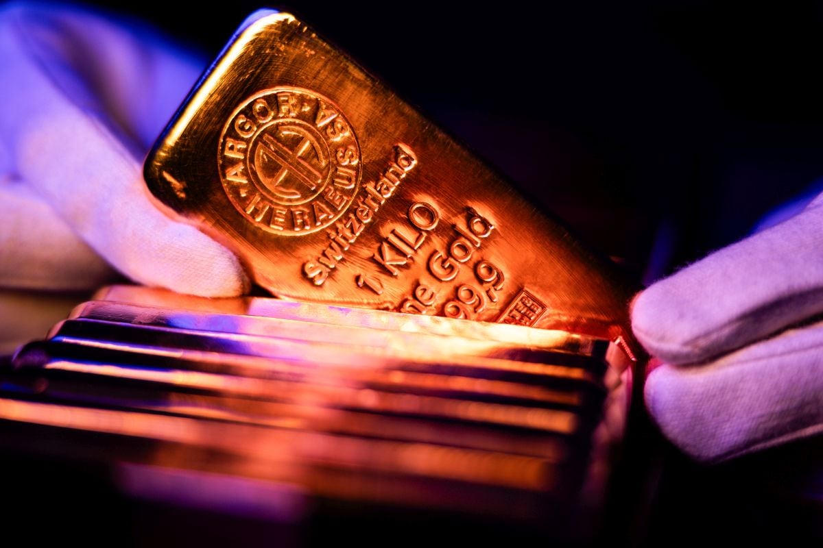 El oro sube a un récord mientras el dólar está más débil. Photographer: Akos Stiller/Bloomberg