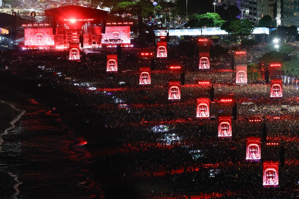 Lady Gaga se presentó ante más de 2 millones de personas, según estimaron autoridades locales. Foto: EFE/Andre Coelho