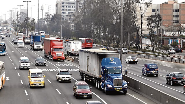 ¿Percibe que el tránsito de camiones sigue creciendo en la capital?