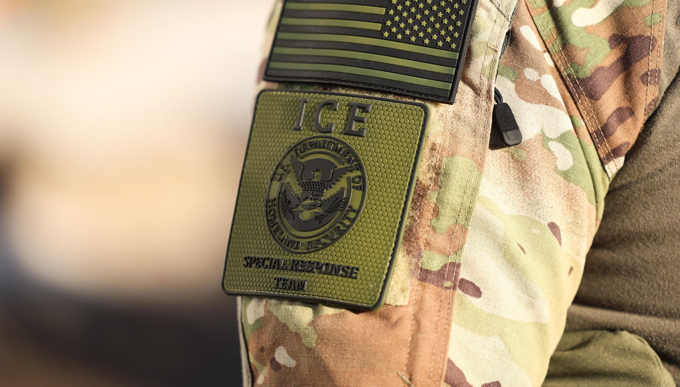 ICE es una agencia federal creada en 2003 y dependiente del Departamento de Seguridad Nacional (Foto: Charly Triballeau / AFP)