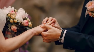 EE. UU. desmantela gigantesca red de bodas falsas: cobraban hasta 100.000 dólares por la Green Card