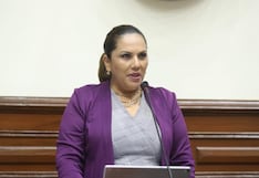 Comisión de Ética aprobó amonestar a Digna Calle por prolongada ausencia física