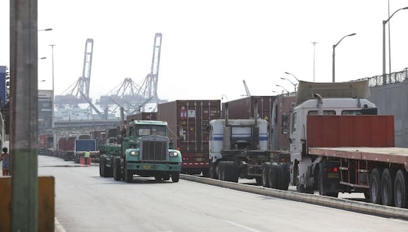 Gremios empresariales advierten de caos en el tráfico de camiones al puerto del Callao que puede empeorar este mes