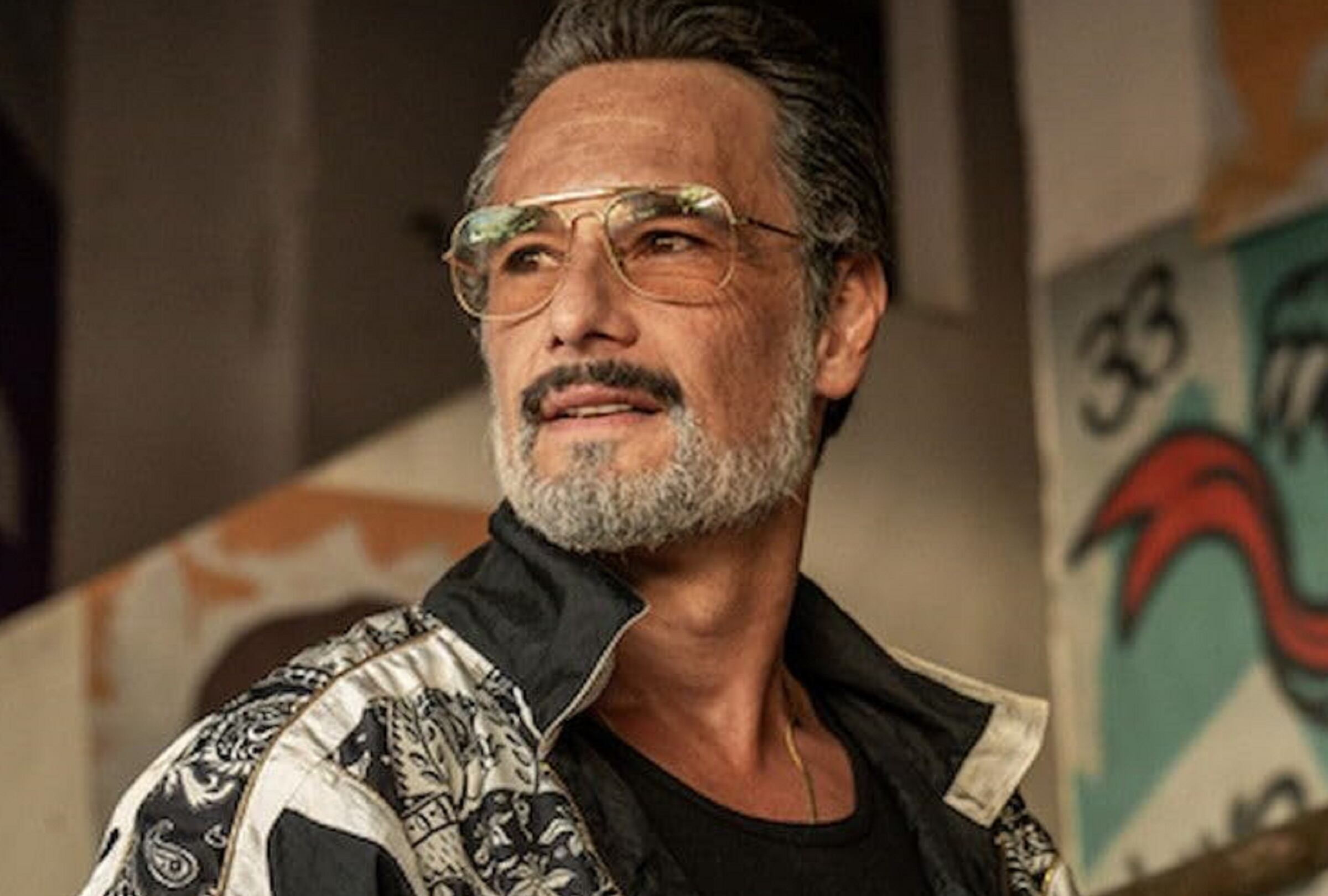 Rodrigo Santoro interpreta a Abu en la película brasileña "Carrera de Bestias", dirigida por Fernando Meirelles, Rodrigo Pesavento y Ernesto Solis (Foto: Amazon Prime Video)