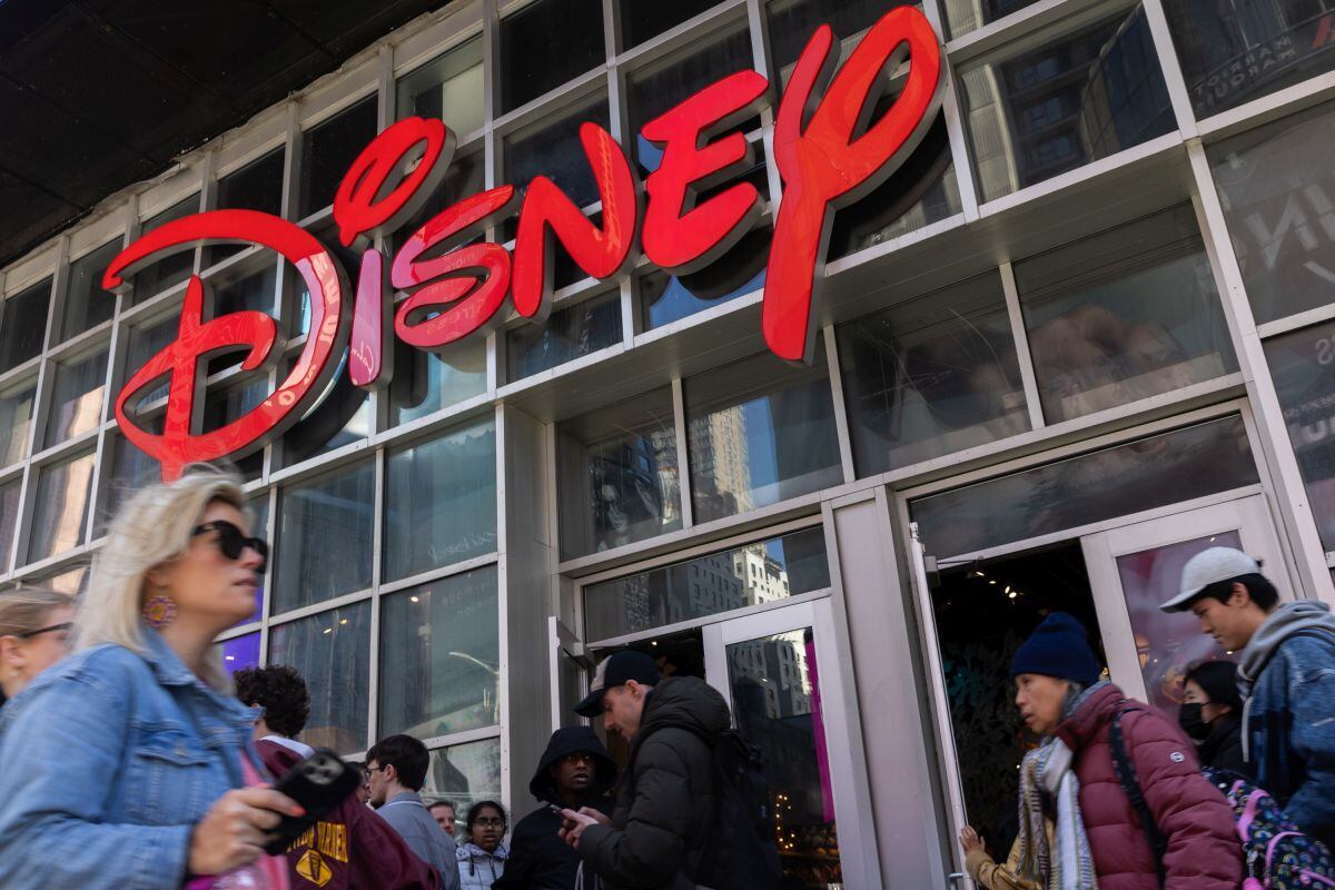 La tienda de Disney en el barrio de Times Square de Nueva York. Fotógrafo: Jeenah Moon/Bloomberg