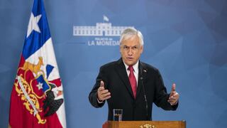 Piñera promulga bono para 3.5 millones de personas sin fondos de pensiones