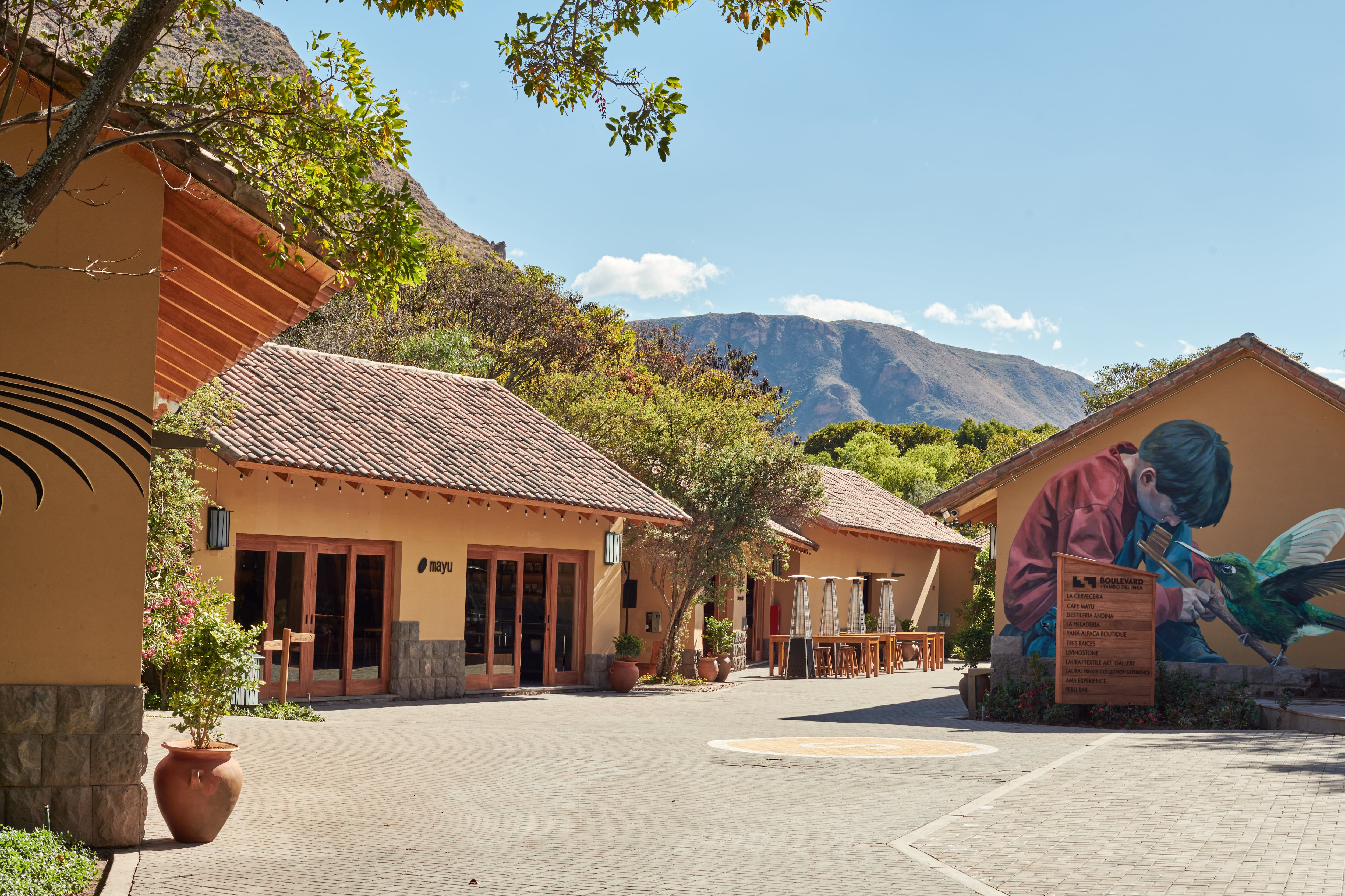 El Boulevard x Tambo del Inka, inaugurado por Intursa en Urubamba, reúne en un espacio de 2,000 m² una oferta de gastronomía, arte, diseño y productos locales del Valle Sagrado. Foto: Intursa