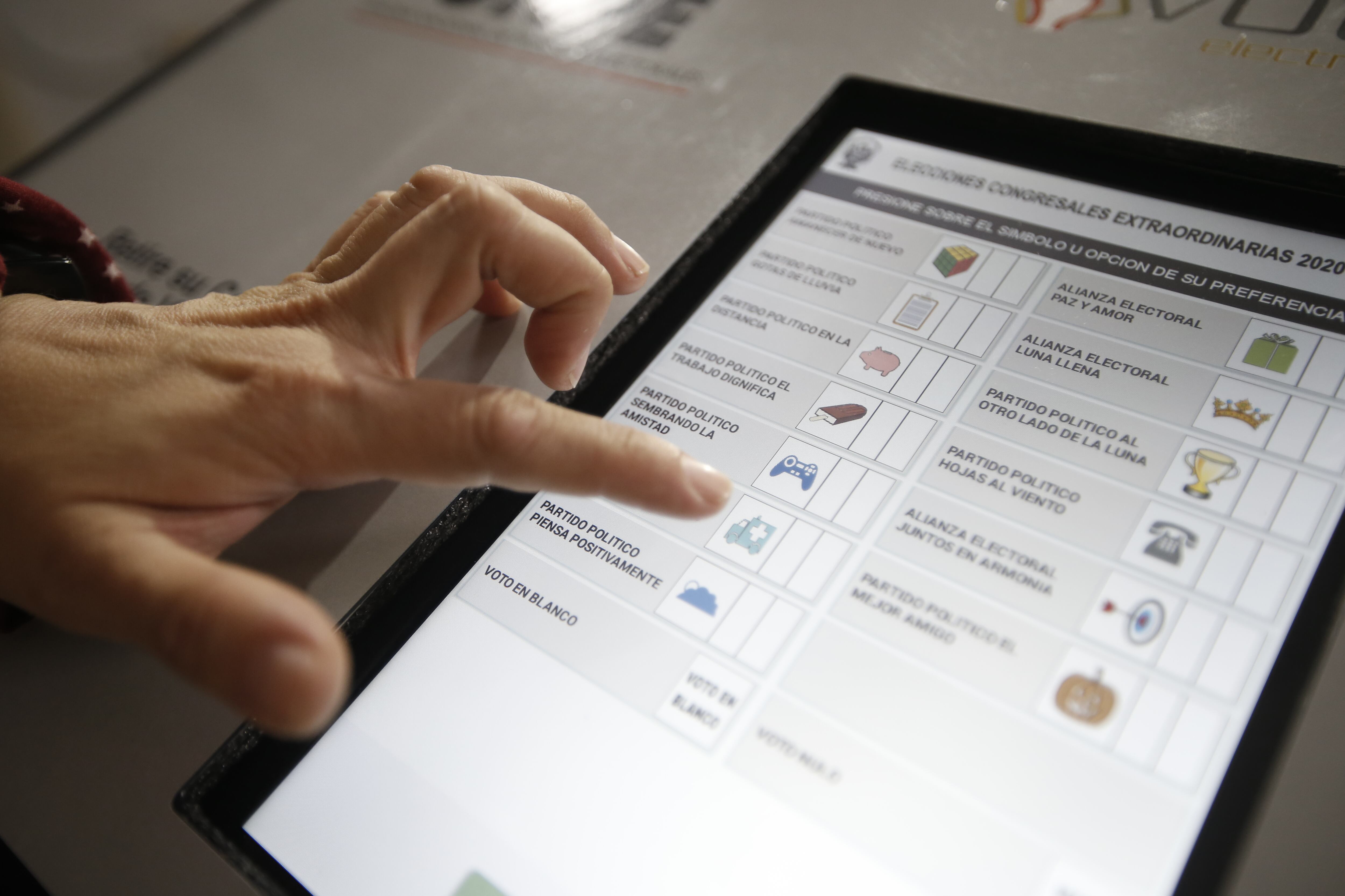 Voto digital a distancia se implementará progresivamente según criterios de la ONPE. Fotos: Mario Zapata / GEC