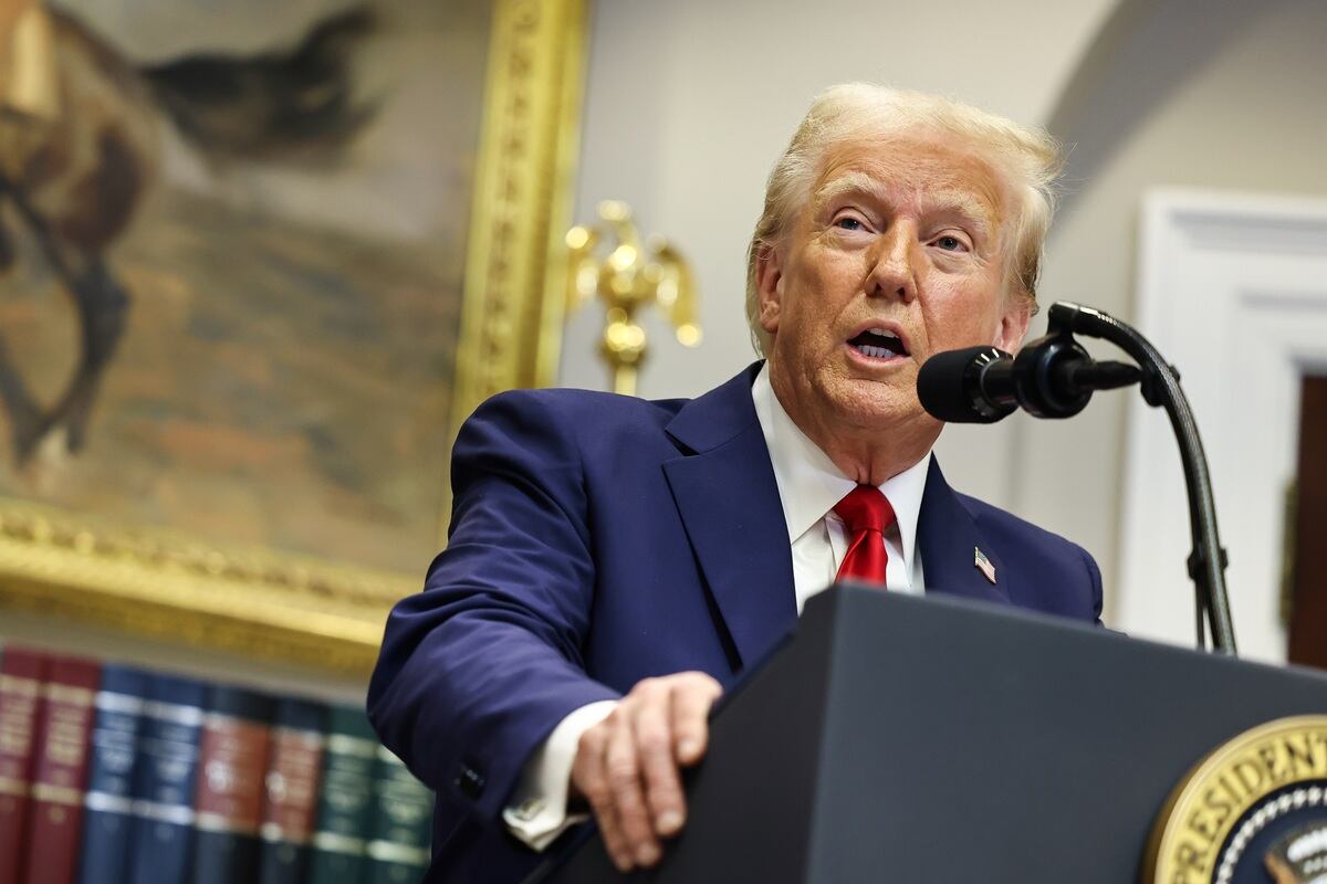Trump insistió este miércoles en que los deportados eran todos criminales, algo que ha rechazado de lleno el Gobierno colombiano. Foto: Difusión. (Foto de EFE/EPA/AARON SCHWARTZ)