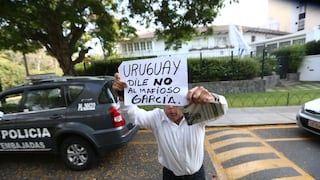 Uruguay debe ver con delicadeza "factores en juego" de asilo a Alan García