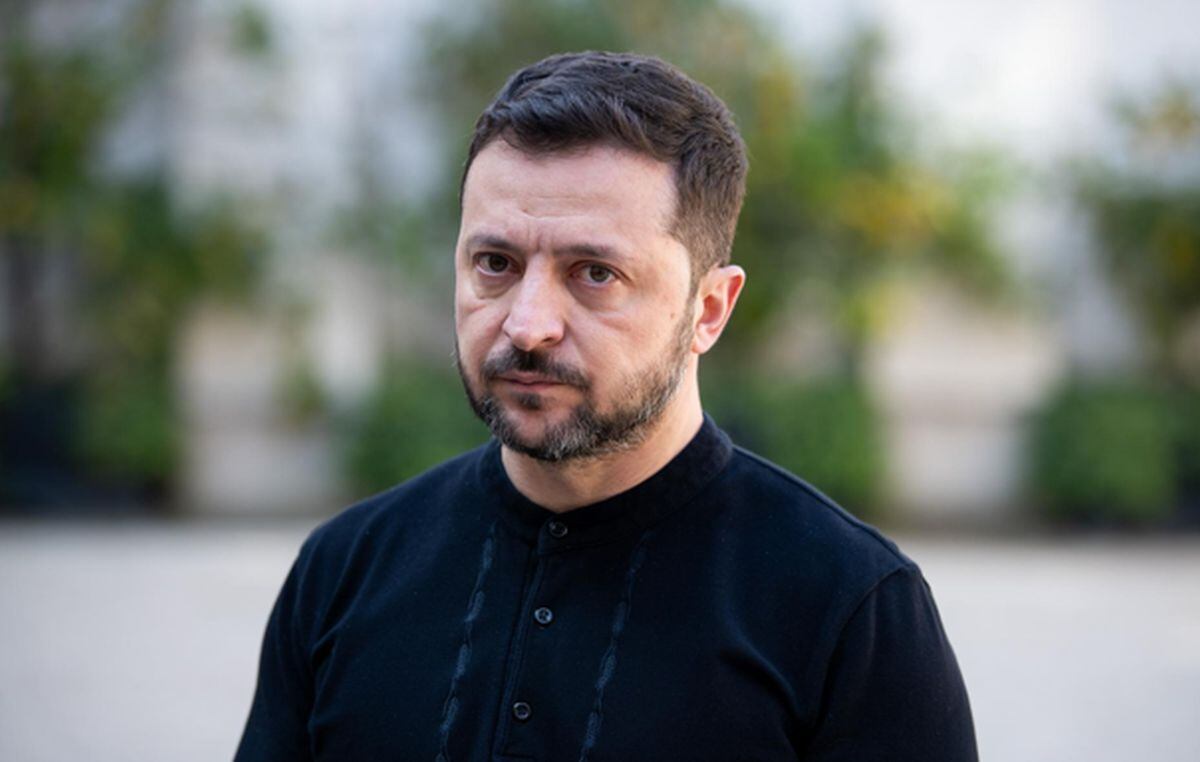 Zelenski recordó que durante la tarde del viernes y la noche al sábado Rusia atacó Ucrania con más de 170 drones, entre ellos más de 100 aviones no tripulados de ataque Shahed. | Foto: EFE/EPA/Benjamin Girette / POOL