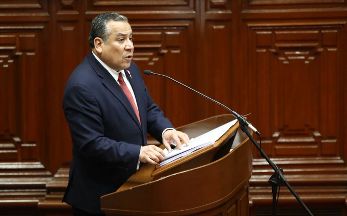 Presidente del Consejo de Ministros, Gustavo Adrianzén, durante su presentación en el Congreso | Foto: jorge.cerdan/@photo.gec