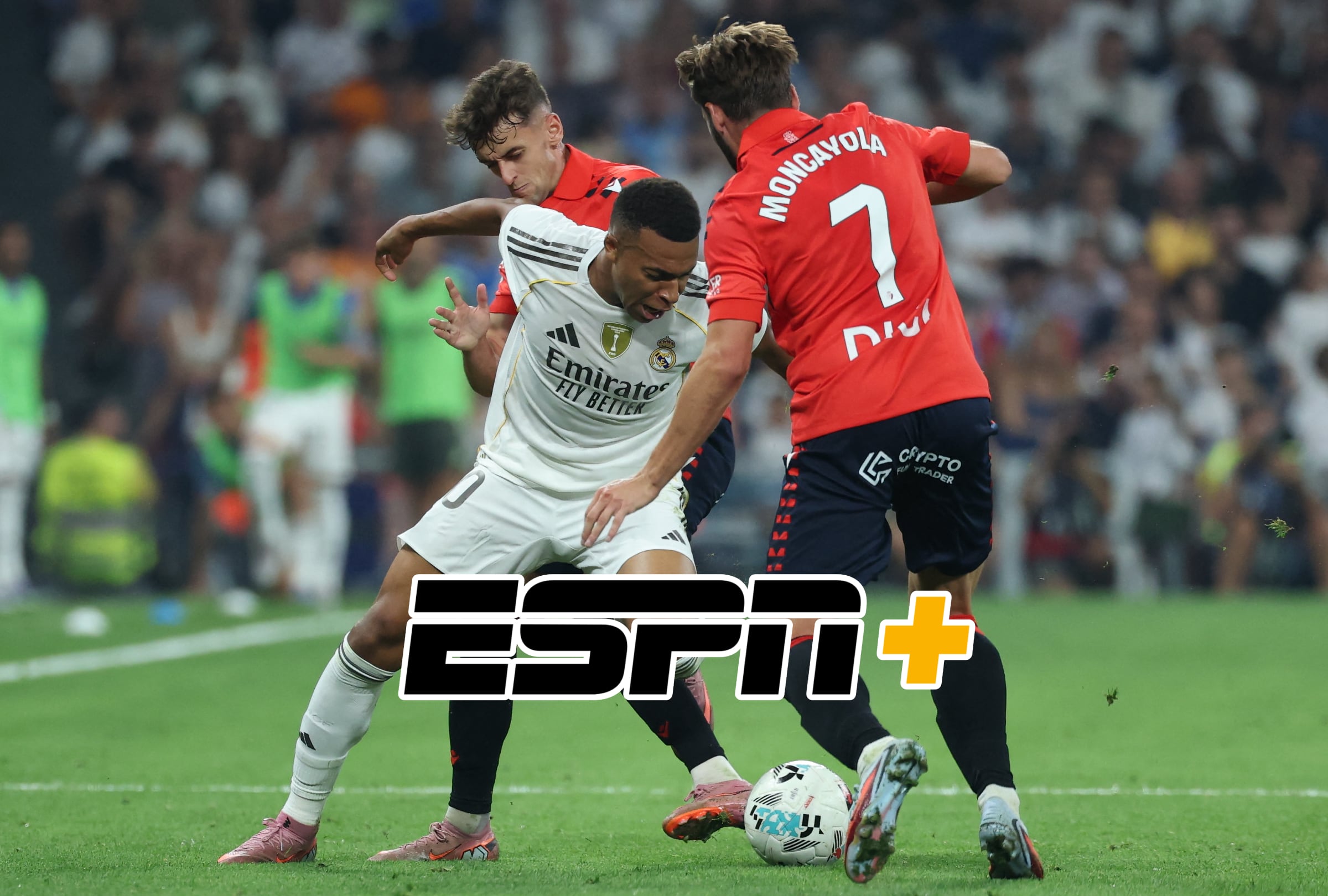 PAMPLONA (ESPAÑA), 21/02/2026.- Cobertura oficial de ESPN Select EN VIVO ONLINE para mirar el partido entre Real Madrid y Osasuna este sábado 21 de febrero por la fecha 25 de LaLiga EA Sports 2025-26 desde el estadio EL SADAR en Pamplona, España. FOTO DE THOMAS COEX PARA AFP