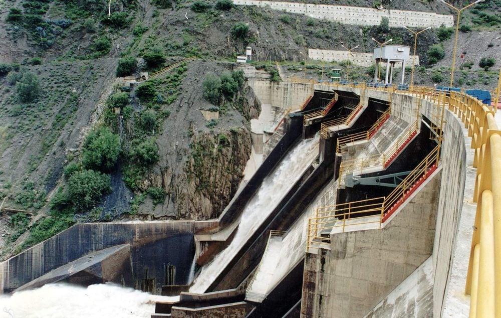 La producción hidroeléctrica se empieza a contraer a causa de déficit de lluvias en la zona central del país