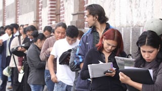 Desempleo en Lima: la mitad de personas que buscan trabajo solo tienen educación básica