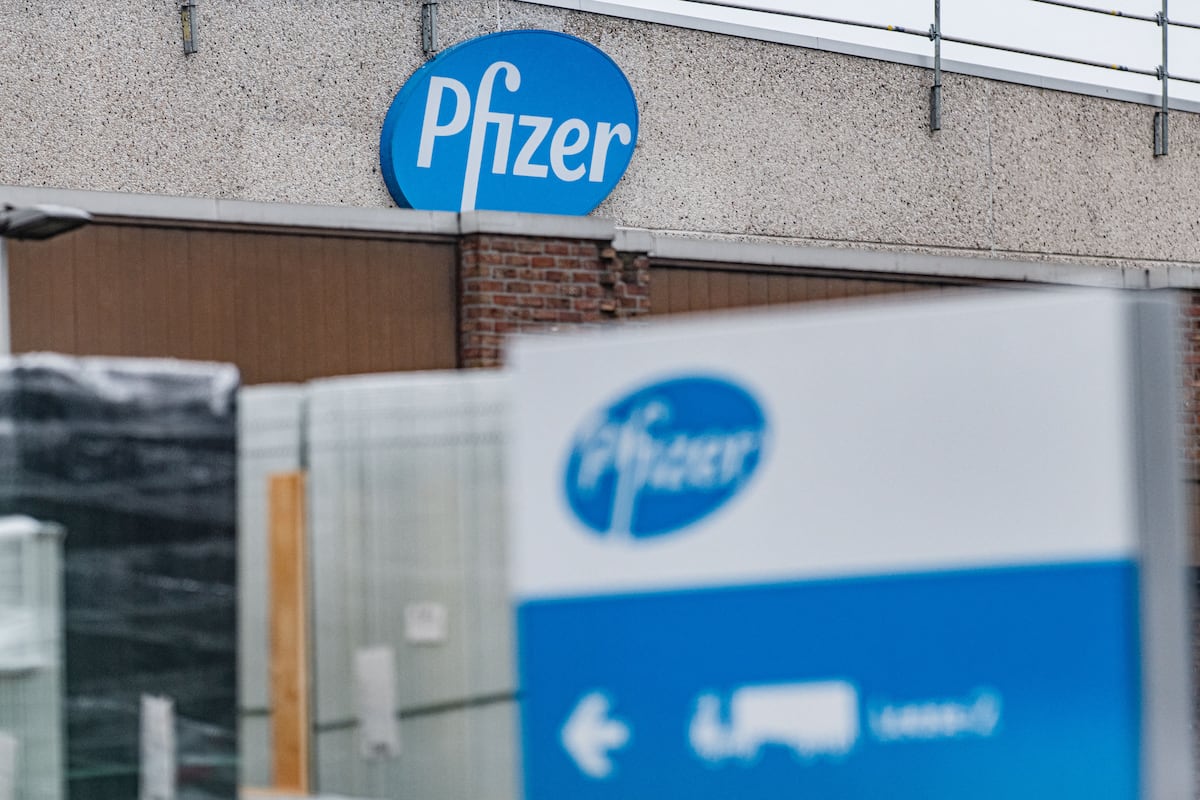 Pfizer Ireland Pharmaceuticals (Irlanda) interpuso una denuncia por infracción a sus derechos de propiedad industrial contra Pharmaris Peru S.A.C. (Perú) manifestando que es titular de la patente de invención para producción de TNFR-IG. (Foto: JONAS ROOSENS / BELGA / AFP)