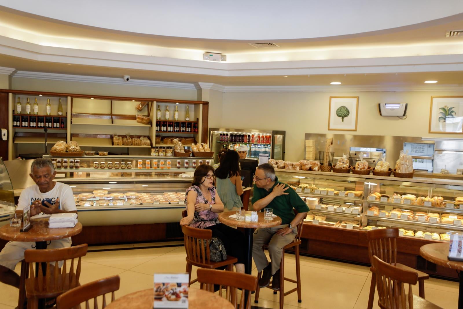 Pastelería San Antonio.