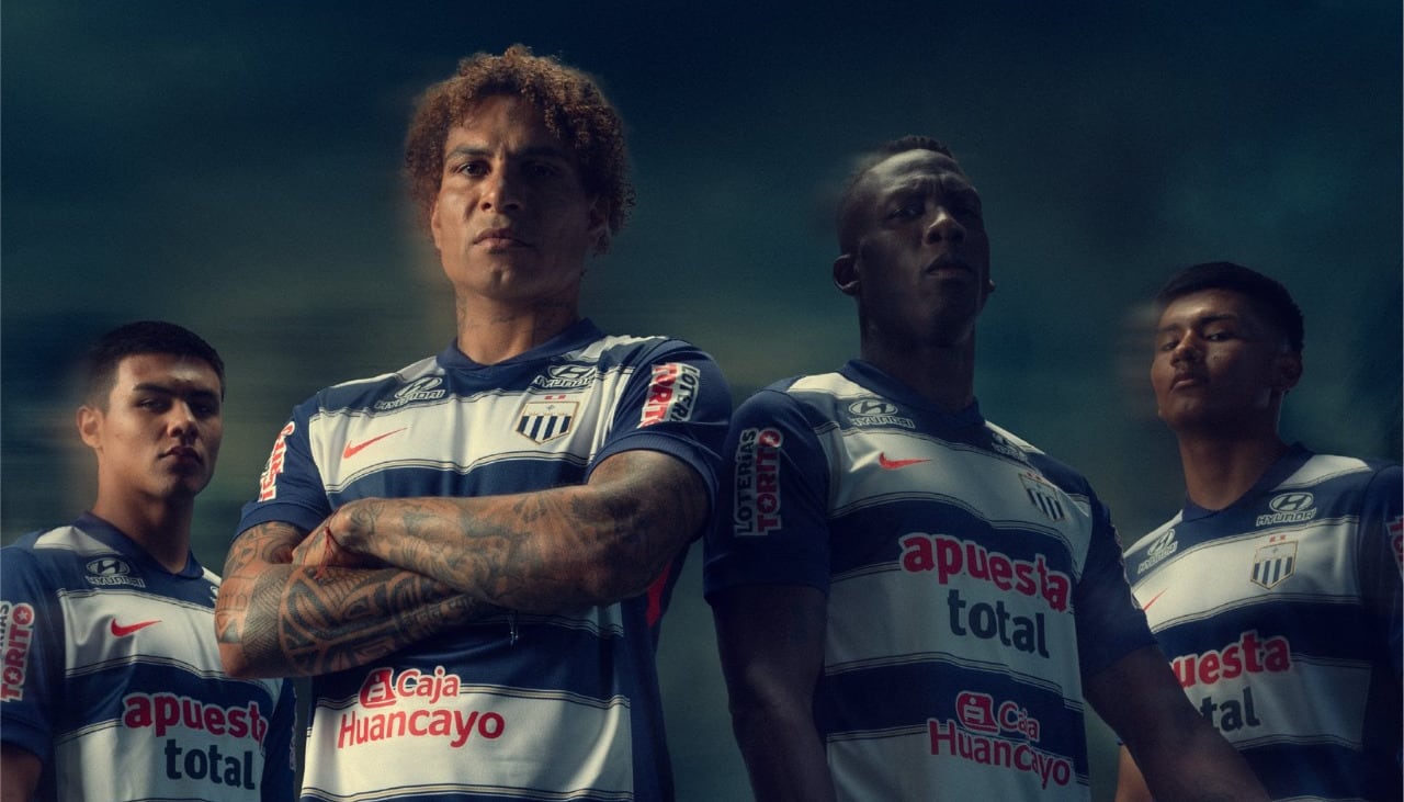 Alianza Lima presentó una camiseta conmemorativa por los 125 años del club. (Foto: Alianza Lima)