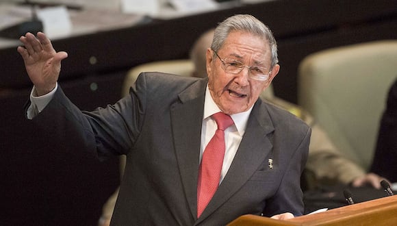 Raúl Castro salió el lunes en un inusual discurso a defender las medidas y el rumbo del proceso de la isla. (AP Photo/Desmond Boylan)