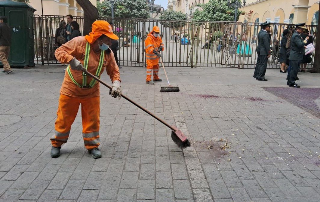 La municipalidad indicó que ejecutó operativos de limpieza en las zonas afectadas y reforzó la fiscalización, vigilancia y control en el Cercado de Lima. Foto: Municipalidad de Lima