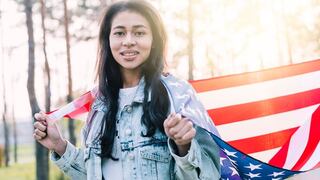 Cuáles son las opciones para regularizar la residencia en Estados Unidos cuando venza el parole humanitario