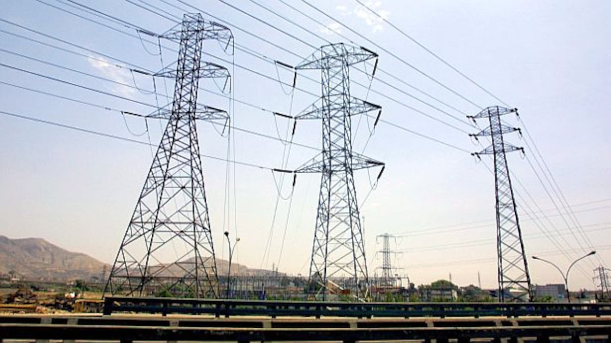Perú y Chile evalúan interconexión eléctrica de US$ 550 millones