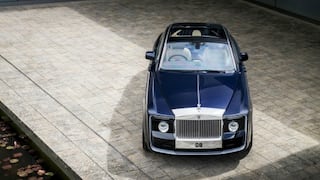 Un Rolls-Royce por encargo hecho a mano por cuatro años