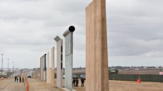 Licitantes a construir muro fronterizo piden protección a Trump