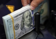 Dólar se dirige a su mejor mes desde junio ante apuestas de más alzas de la Fed