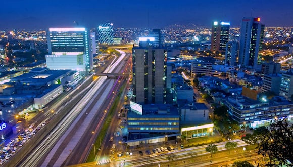 Empresas extranjeras siguen interesadas en firmas peruanas. Foto: difusión.
