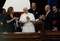 León XIV pide solidaridad con migrantes y justicia en casos de abuso en la Iglesia