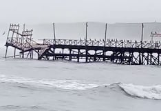 Colapsa parte del muelle de Huanchaco en Trujillo